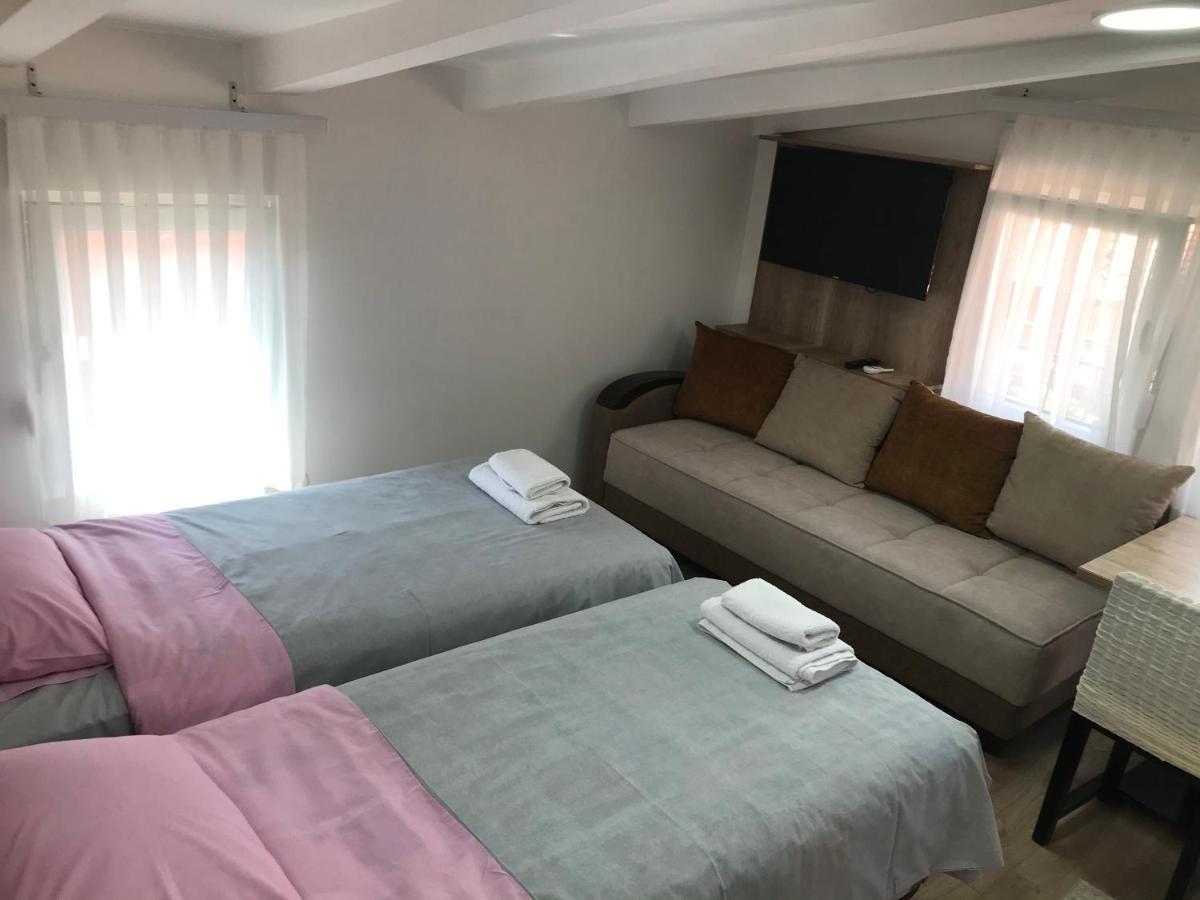 Centar Bruno Apartamento Novi Pazar Exterior foto