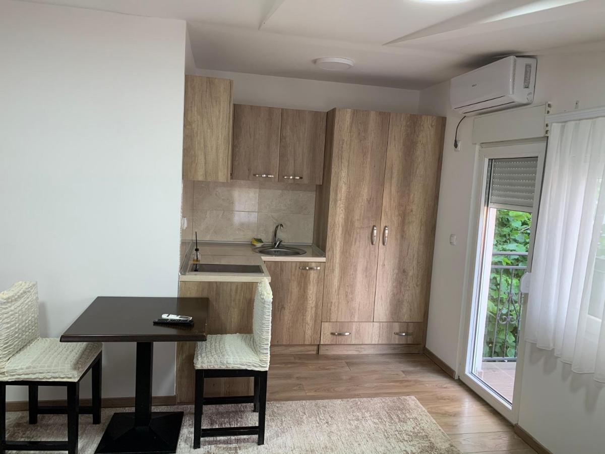 Centar Bruno Apartamento Novi Pazar Exterior foto